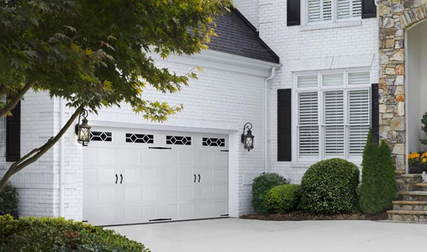 Designer's Choice garage door by Amarr
